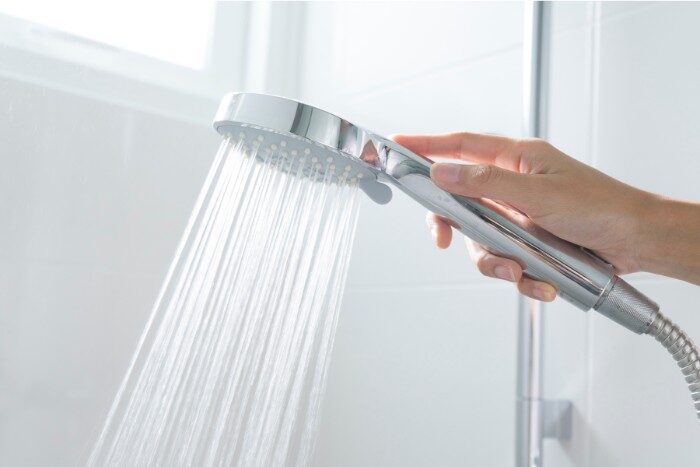 Scale-free showerhead, soft water benefit
